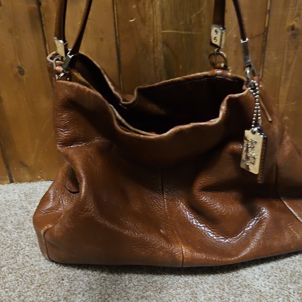 Elegant Brown Leather Women's Bag